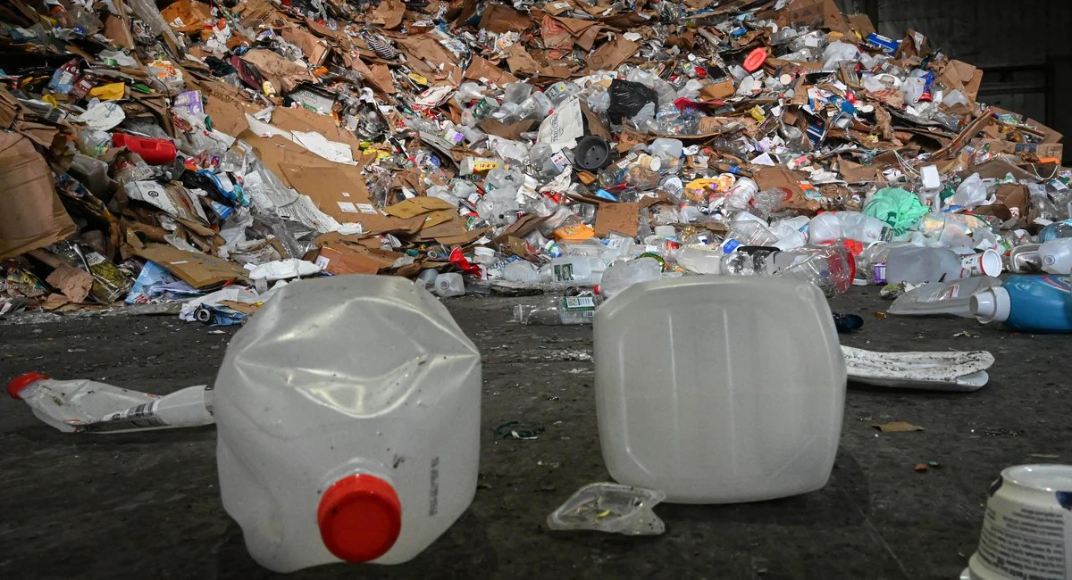 New York's Recycling Data: A Messy Situation (2026)